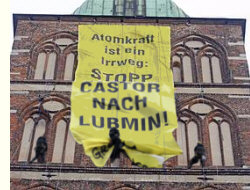 CASTOR-Protest von Greenpeace in Stralsund, 10.02.2011