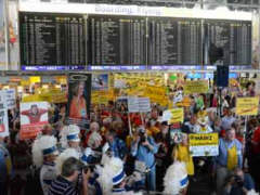 Montagsdemo gegen Fluglärm im Frankfurter Flughafen, 19.05.2014 - Foto: Walter Keber