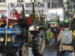 Demo gegen Flughafenbau in Nantes, 22.02.2014