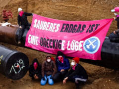 Aktion von 'Ende Gelände, 30.07.21 - Foto: Ende Gelände - Creative-Commons-Lizenz Namensnennung Nicht-Kommerziell 3.0