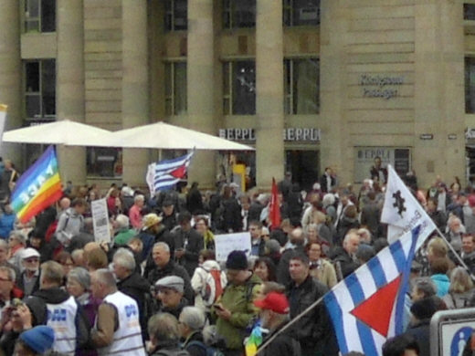 Ostermarsch in Stuttgart, 15.04.2017, Foto: Klaus Schramm - Creative-Commons-Lizenz Namensnennung Nicht-Kommerziell 3.0