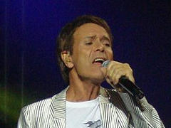 Cliff Richard, Foto: Jpmavet - Creative-Commons-Lizenz Nicht-Kommerziell 3.0 - Bildausschnitt verndert