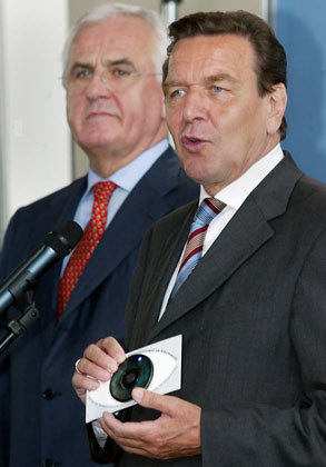 Schröder und Hartz im Französischen Dom